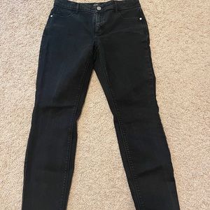 Simply Vera wang black skinny jeans pre owned